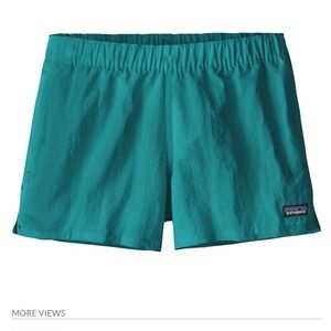 Patagonia barely baggies 2.5 in XL NWT